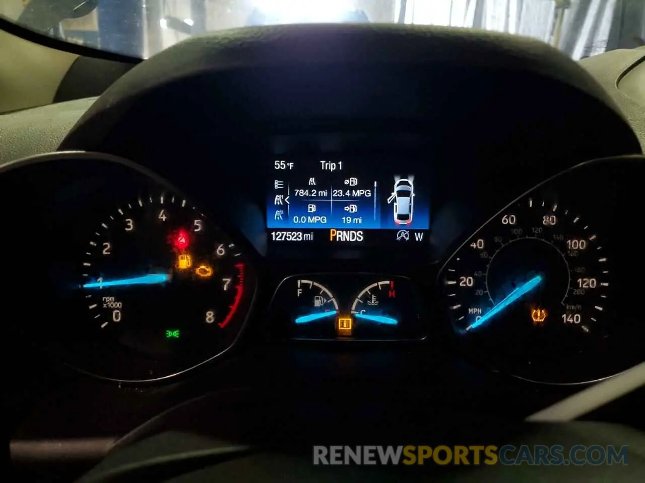 9 Photograph of a damaged car 1FMCU9GD3KUA22337 FORD ESCAPE 2019