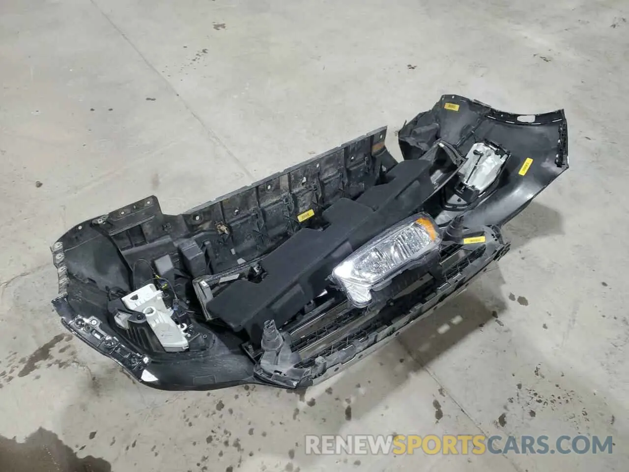 13 Photograph of a damaged car 1FMCU9GD3KUA37405 FORD ESCAPE 2019