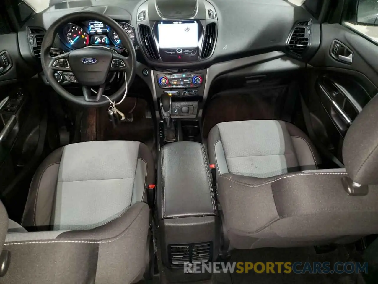 8 Photograph of a damaged car 1FMCU9GD3KUA37405 FORD ESCAPE 2019
