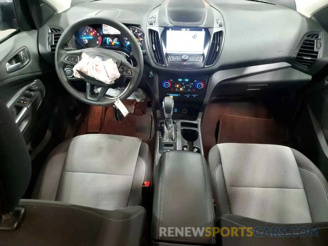 8 Photograph of a damaged car 1FMCU9GD3KUA41776 FORD ESCAPE 2019