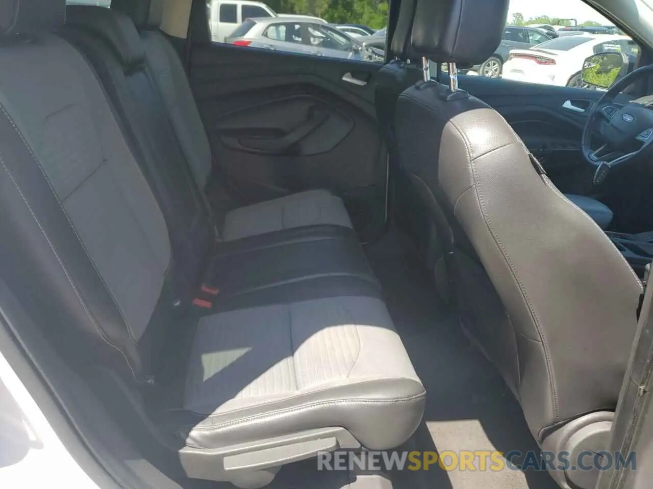 11 Photograph of a damaged car 1FMCU9GD3KUA48677 FORD ESCAPE 2019