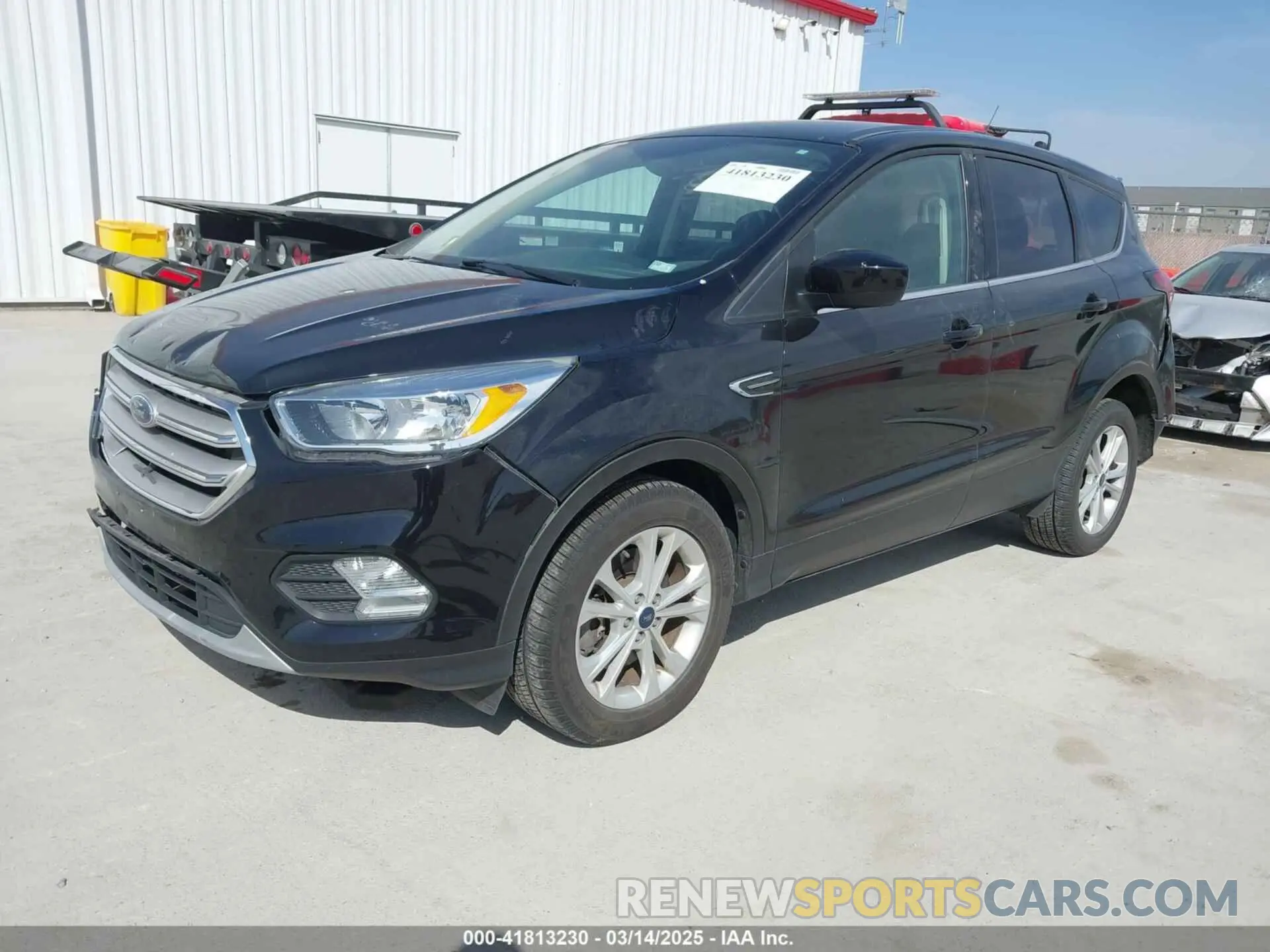 2 Photograph of a damaged car 1FMCU9GD3KUA61333 FORD ESCAPE 2019
