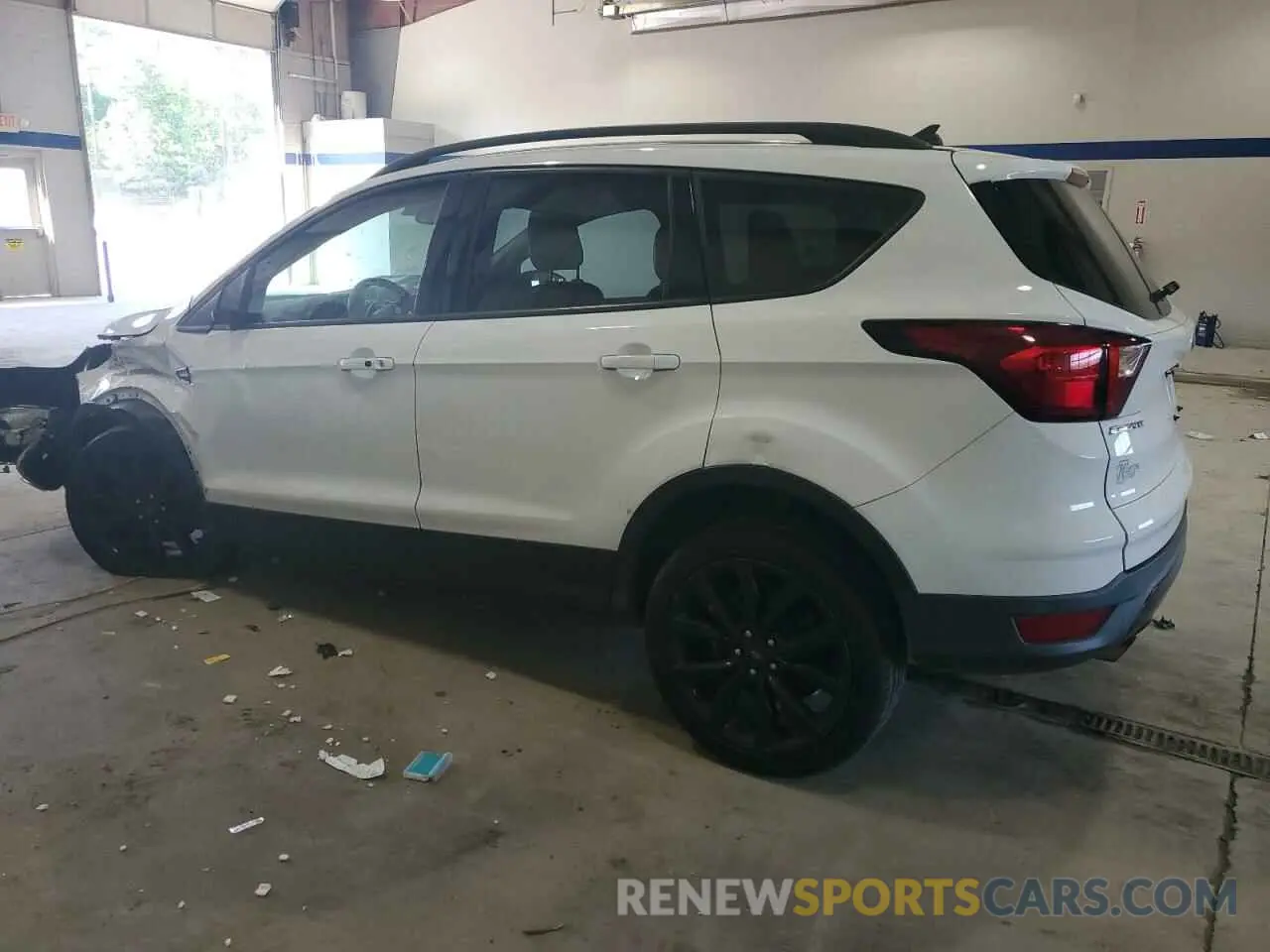 2 Photograph of a damaged car 1FMCU9GD3KUA68315 FORD ESCAPE 2019