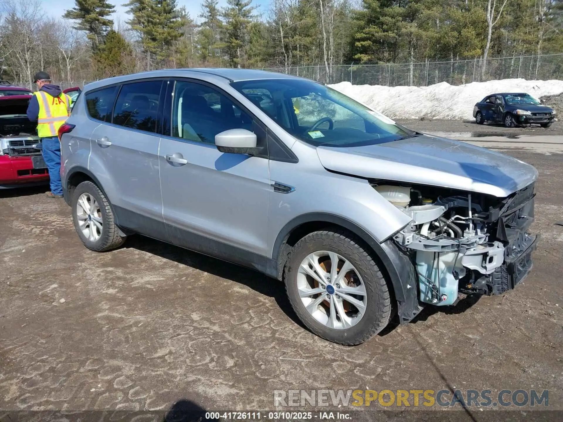 1 Photograph of a damaged car 1FMCU9GD3KUA72879 FORD ESCAPE 2019