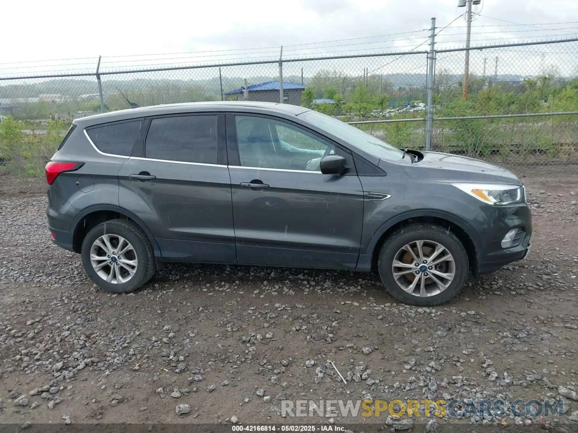 13 Photograph of a damaged car 1FMCU9GD3KUA76379 FORD ESCAPE 2019