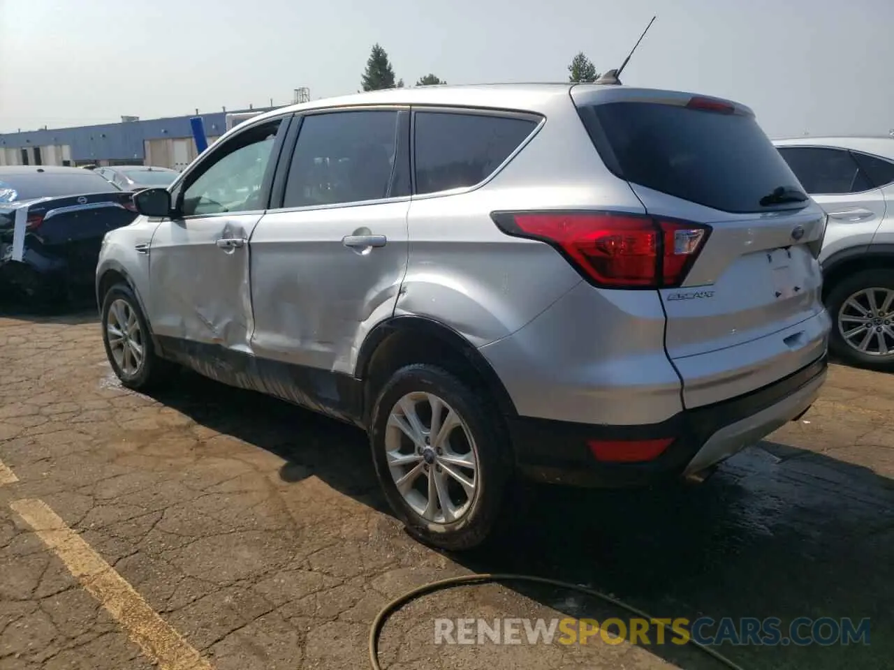2 Photograph of a damaged car 1FMCU9GD3KUA98513 FORD ESCAPE 2019