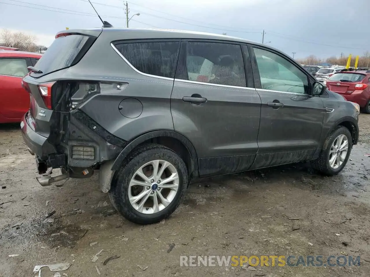 3 Photograph of a damaged car 1FMCU9GD3KUB23989 FORD ESCAPE 2019