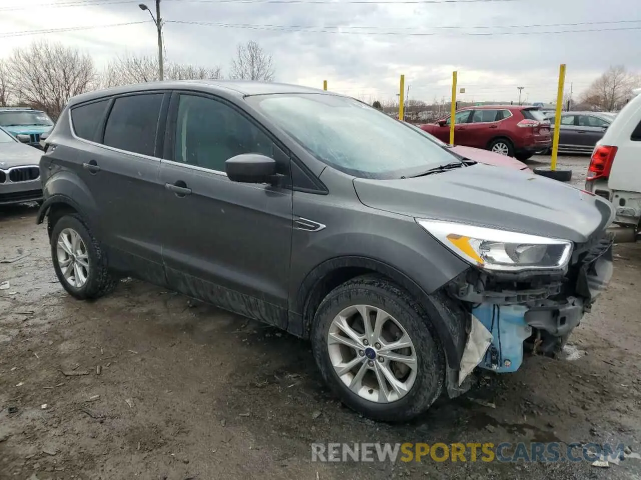 4 Photograph of a damaged car 1FMCU9GD3KUB23989 FORD ESCAPE 2019