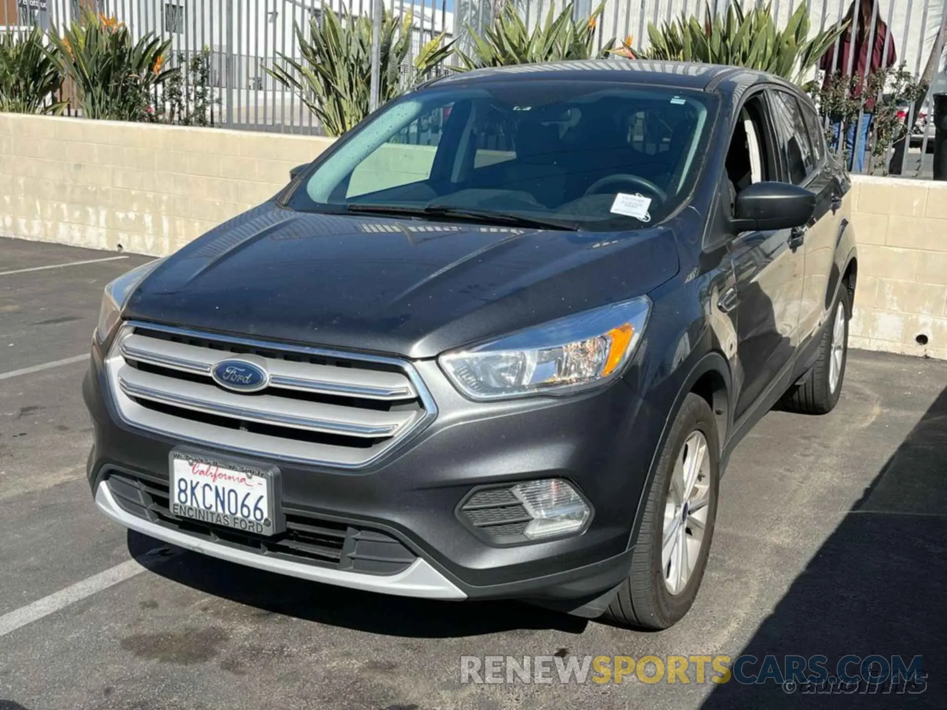 6 Photograph of a damaged car 1FMCU9GD3KUB33437 FORD ESCAPE 2019