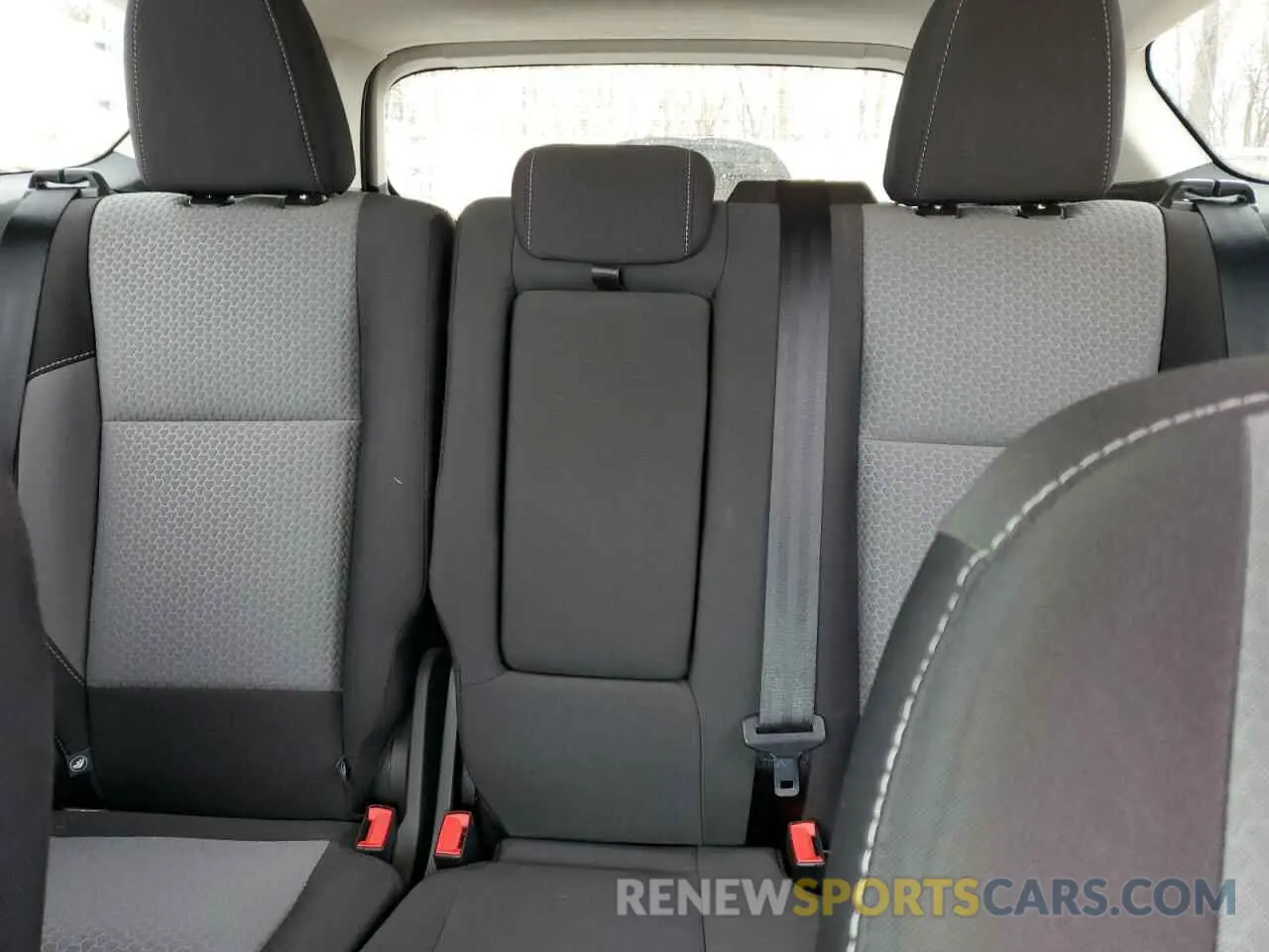 10 Photograph of a damaged car 1FMCU9GD3KUB55289 FORD ESCAPE 2019