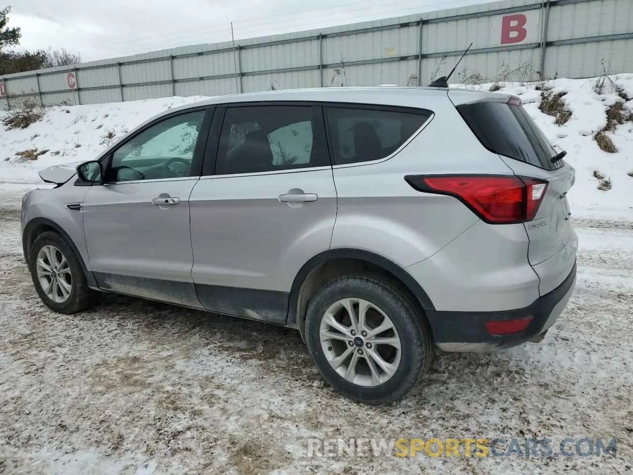 2 Photograph of a damaged car 1FMCU9GD3KUB55289 FORD ESCAPE 2019