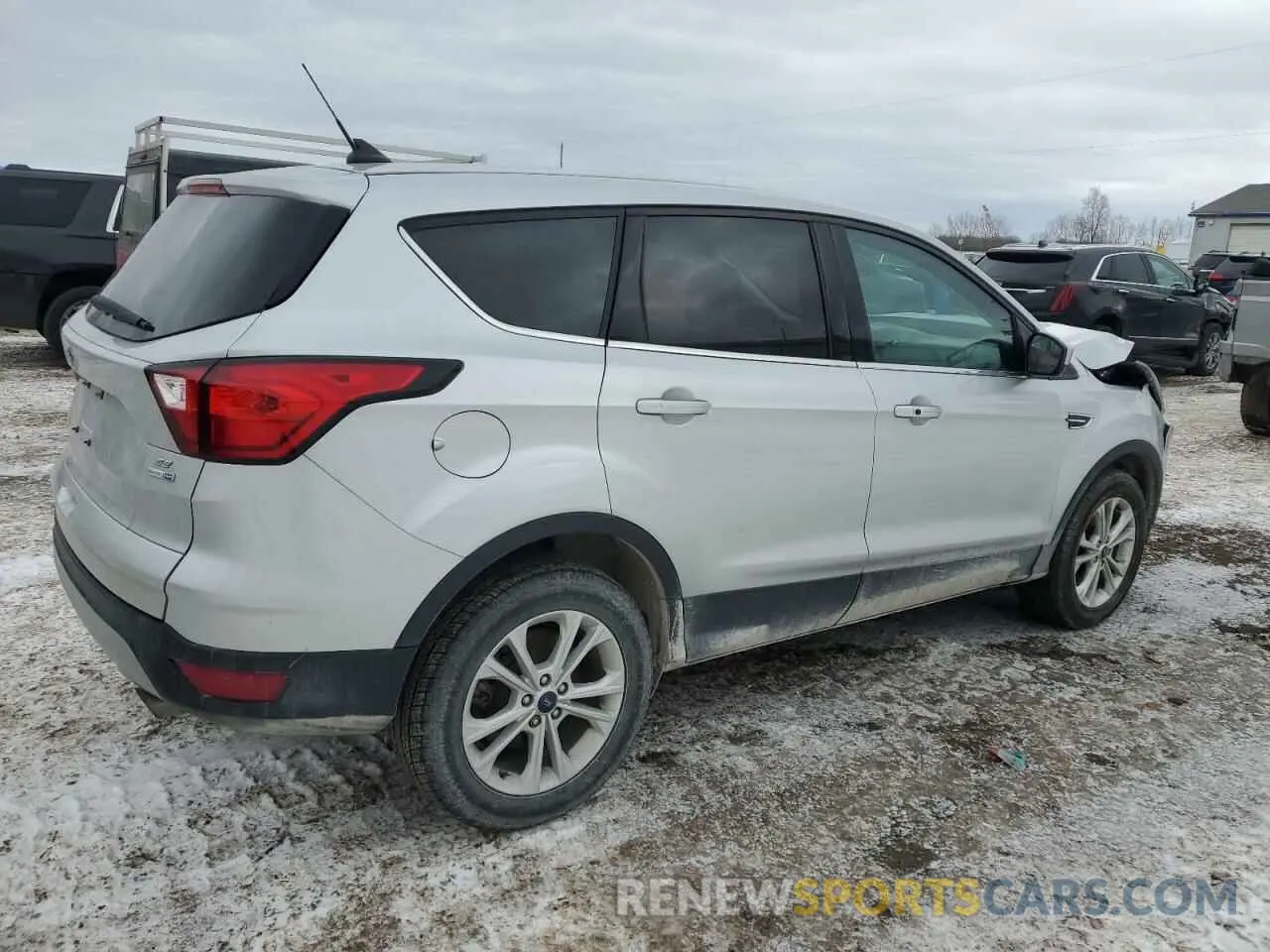 3 Photograph of a damaged car 1FMCU9GD3KUB55289 FORD ESCAPE 2019