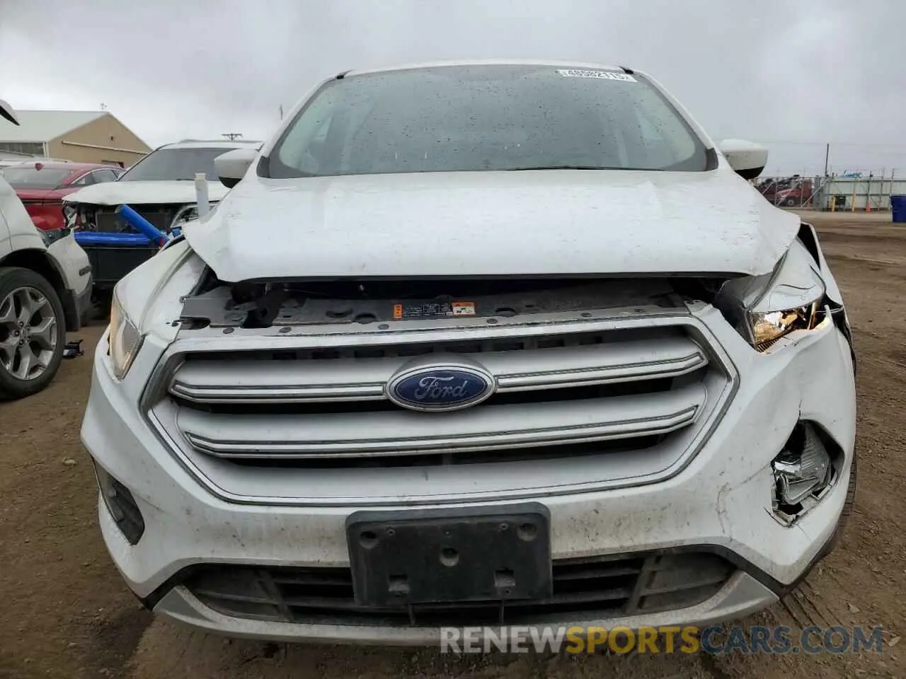5 Photograph of a damaged car 1FMCU9GD3KUB60234 FORD ESCAPE 2019