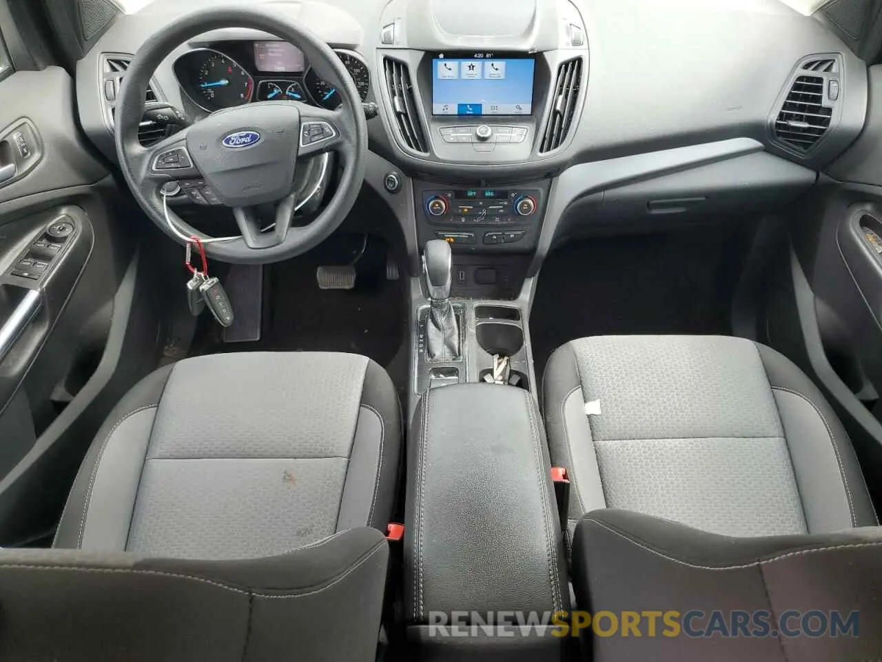 8 Photograph of a damaged car 1FMCU9GD3KUB99468 FORD ESCAPE 2019