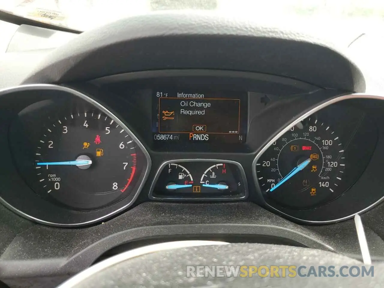 9 Photograph of a damaged car 1FMCU9GD3KUB99468 FORD ESCAPE 2019