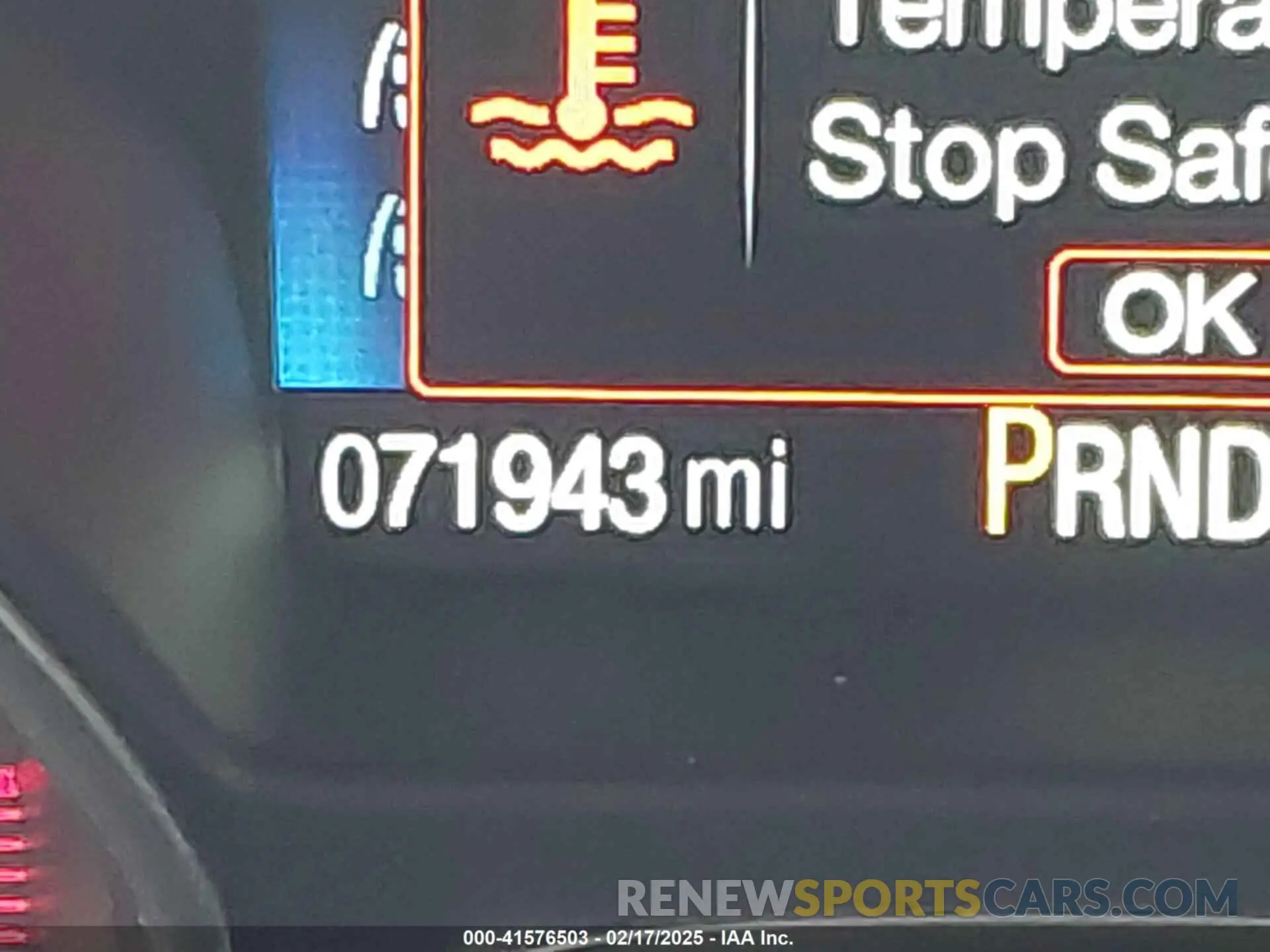 15 Photograph of a damaged car 1FMCU9GD3KUC06466 FORD ESCAPE 2019