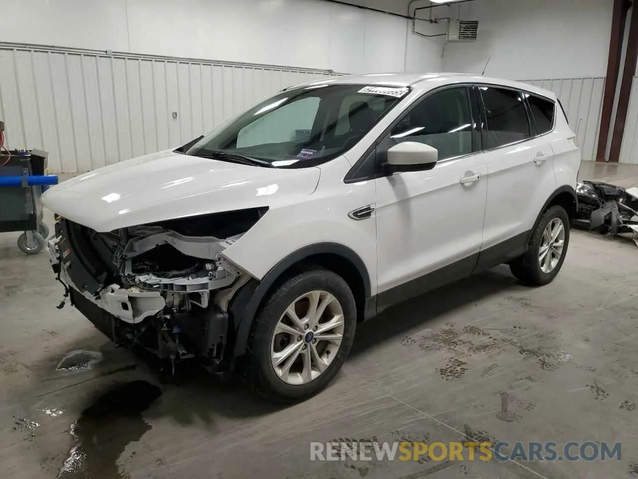 1 Photograph of a damaged car 1FMCU9GD4KUA19978 FORD ESCAPE 2019