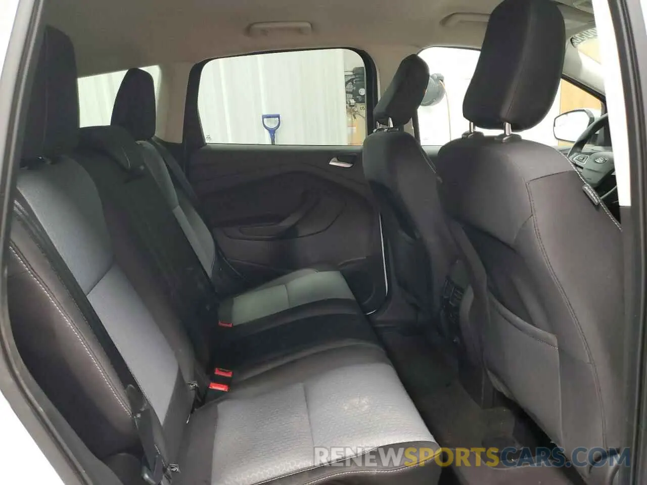 11 Photograph of a damaged car 1FMCU9GD4KUA19978 FORD ESCAPE 2019