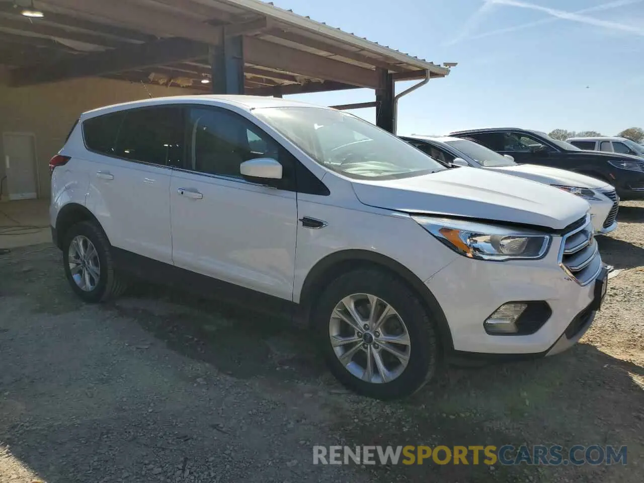 4 Photograph of a damaged car 1FMCU9GD4KUA26770 FORD ESCAPE 2019