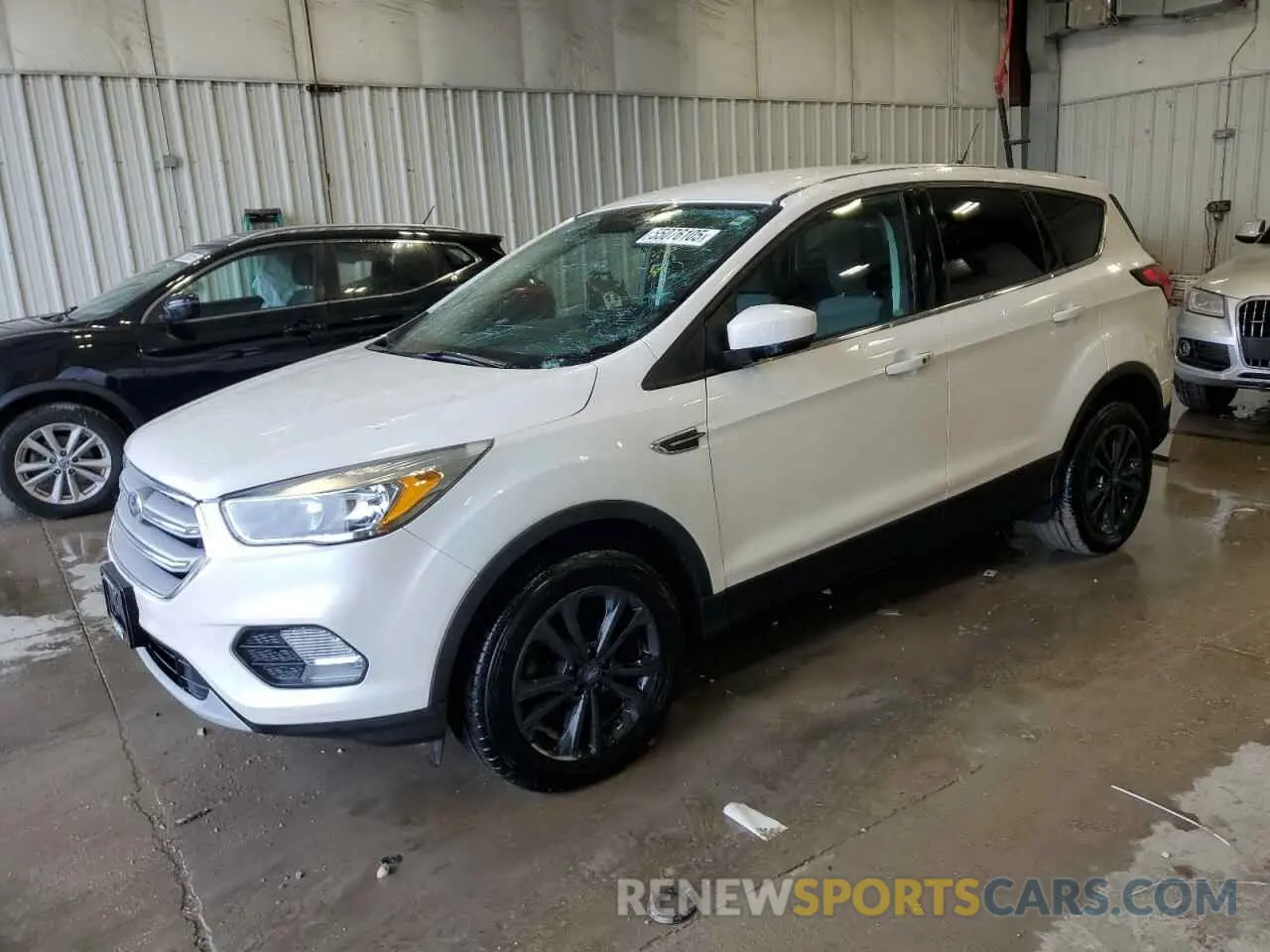 1 Photograph of a damaged car 1FMCU9GD4KUA57176 FORD ESCAPE 2019