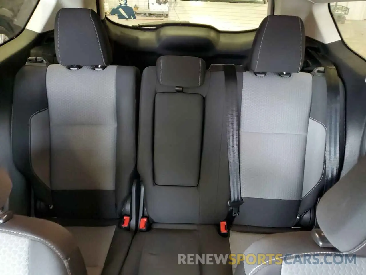 10 Photograph of a damaged car 1FMCU9GD4KUA57176 FORD ESCAPE 2019