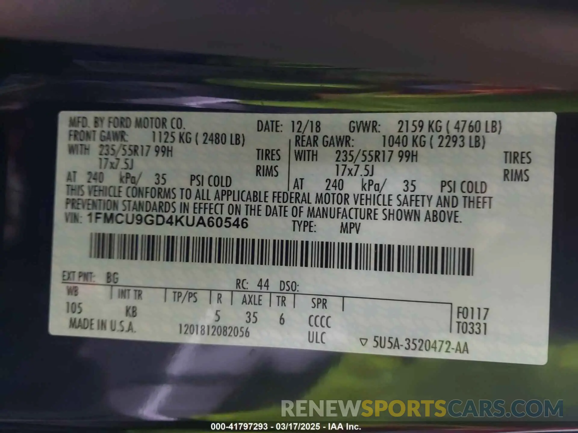 9 Photograph of a damaged car 1FMCU9GD4KUA60546 FORD ESCAPE 2019
