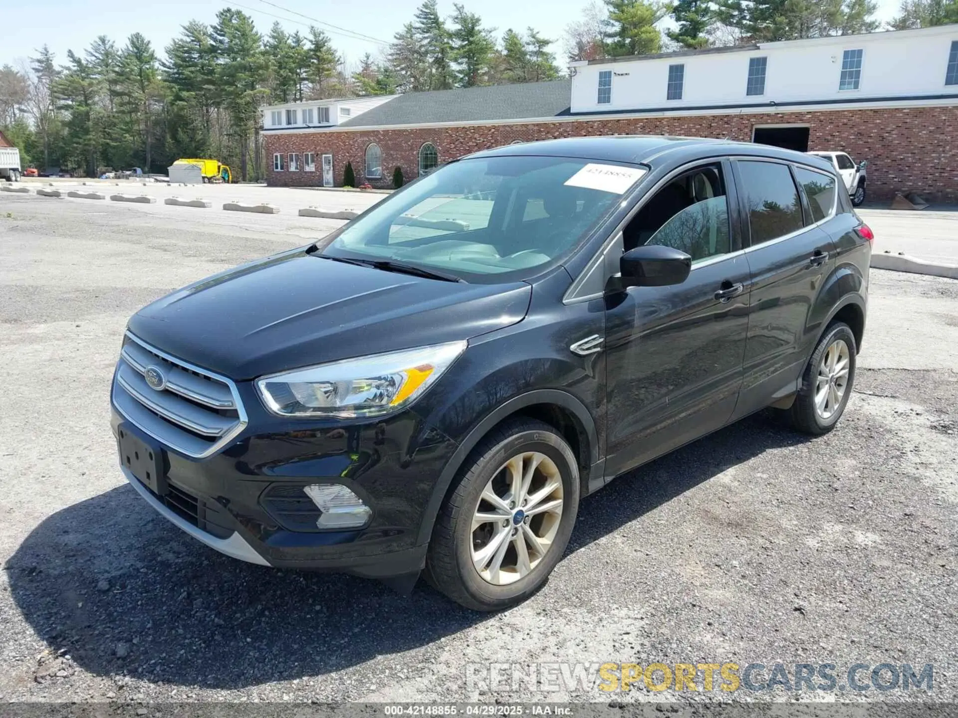 2 Photograph of a damaged car 1FMCU9GD4KUA83745 FORD ESCAPE 2019