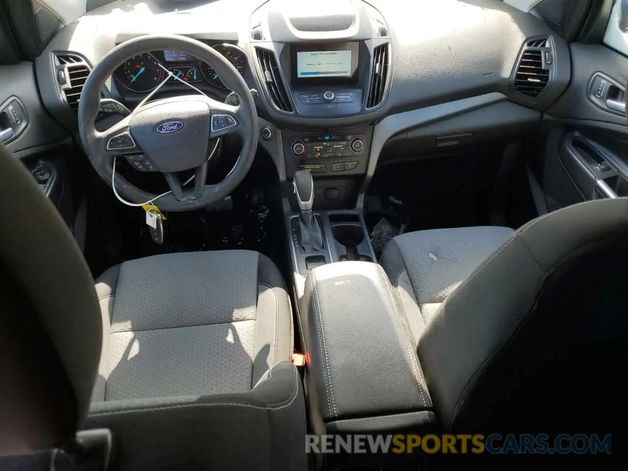 8 Photograph of a damaged car 1FMCU9GD4KUA95264 FORD ESCAPE 2019