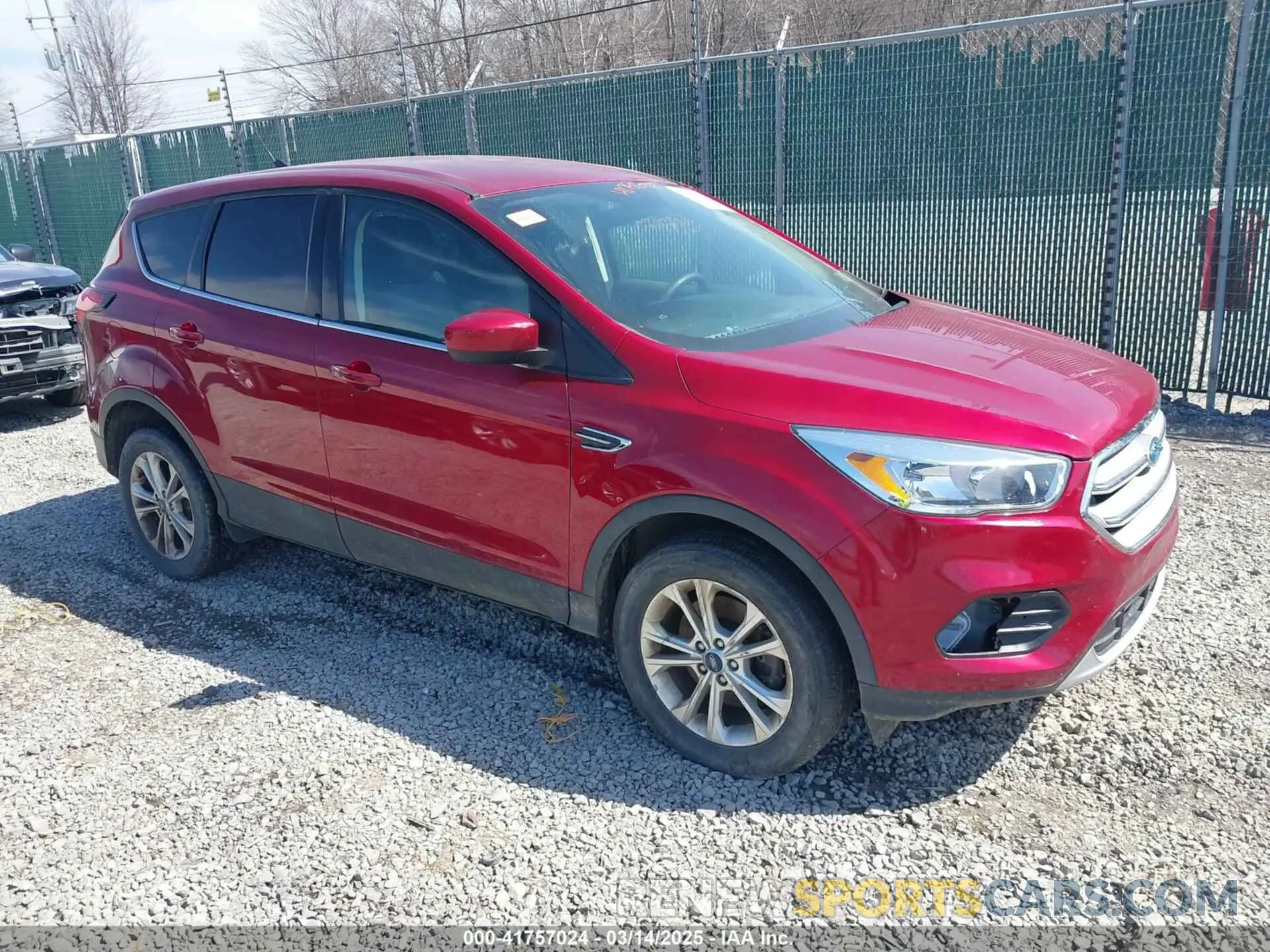 1 Photograph of a damaged car 1FMCU9GD4KUA96012 FORD ESCAPE 2019