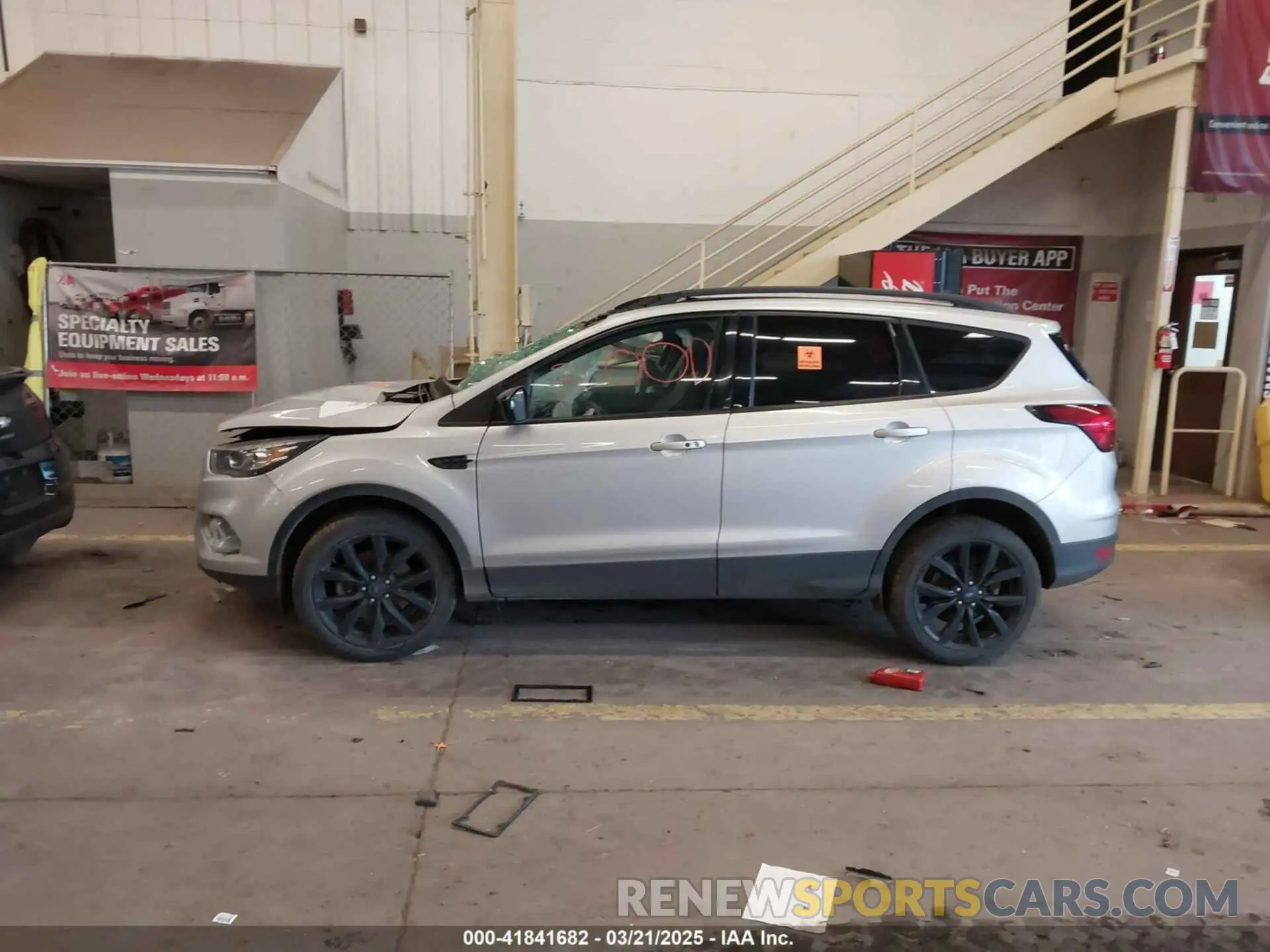 13 Photograph of a damaged car 1FMCU9GD4KUB06392 FORD ESCAPE 2019