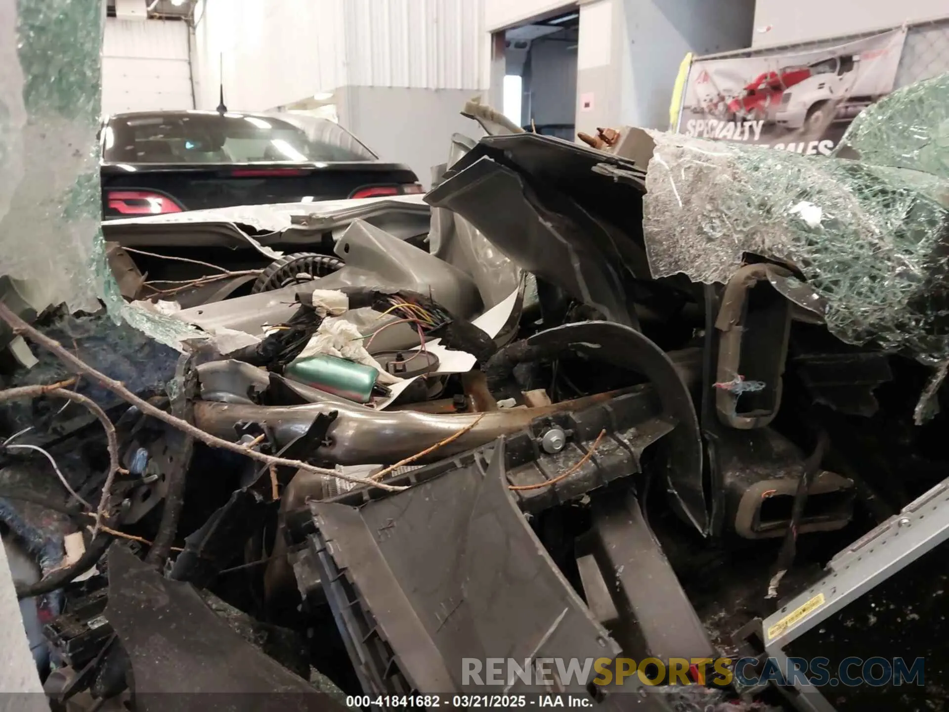 7 Photograph of a damaged car 1FMCU9GD4KUB06392 FORD ESCAPE 2019