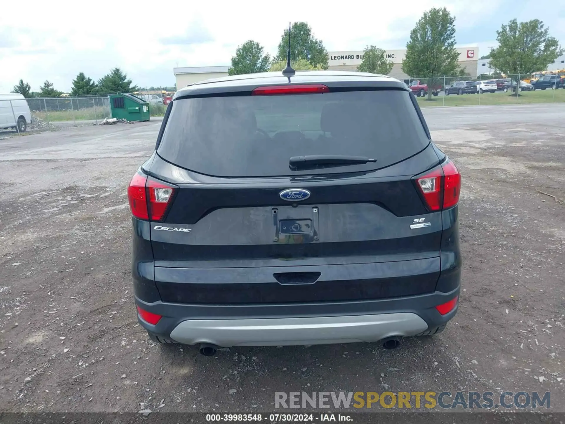 16 Photograph of a damaged car 1FMCU9GD4KUB22821 FORD ESCAPE 2019