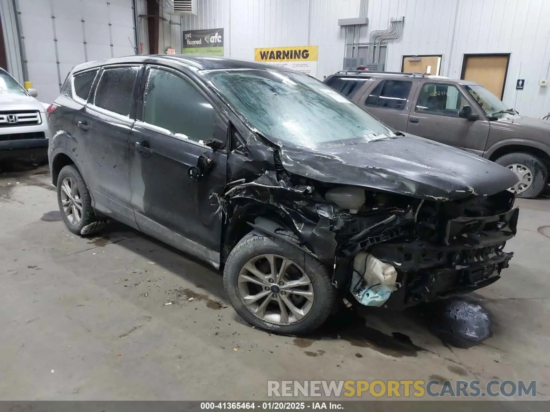 1 Photograph of a damaged car 1FMCU9GD4KUB30837 FORD ESCAPE 2019
