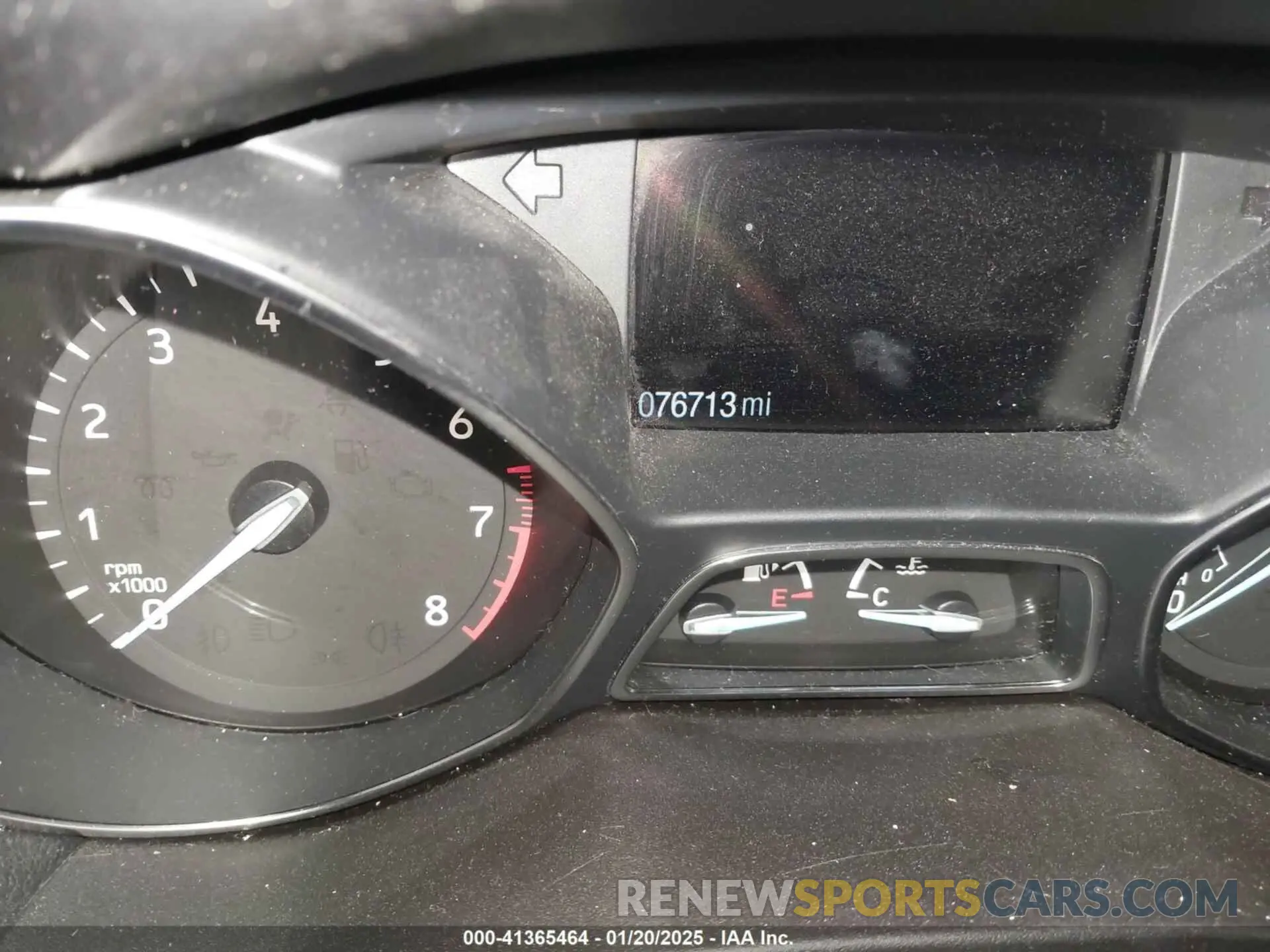 16 Photograph of a damaged car 1FMCU9GD4KUB30837 FORD ESCAPE 2019