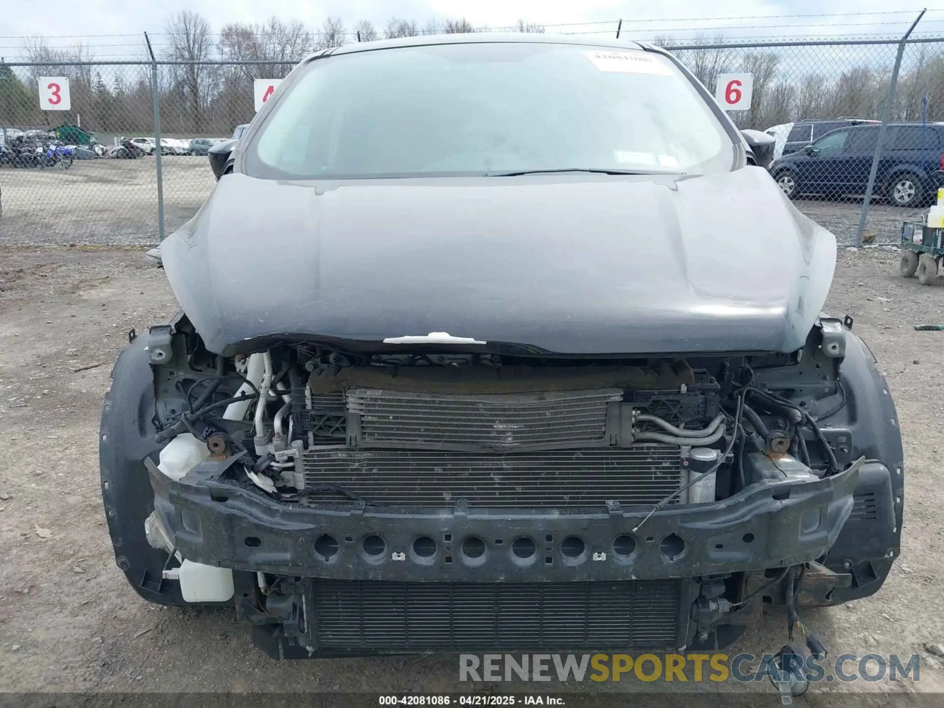 13 Photograph of a damaged car 1FMCU9GD4KUB44754 FORD ESCAPE 2019