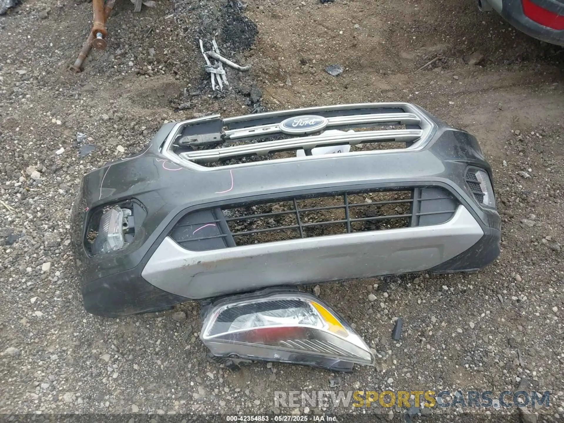 12 Photograph of a damaged car 1FMCU9GD4KUC00465 FORD ESCAPE 2019