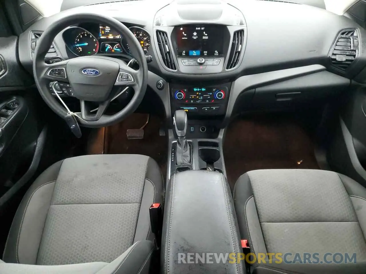 8 Photograph of a damaged car 1FMCU9GD4KUC07433 FORD ESCAPE 2019