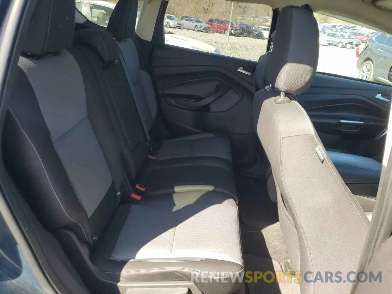 11 Photograph of a damaged car 1FMCU9GD5KUA12599 FORD ESCAPE 2019
