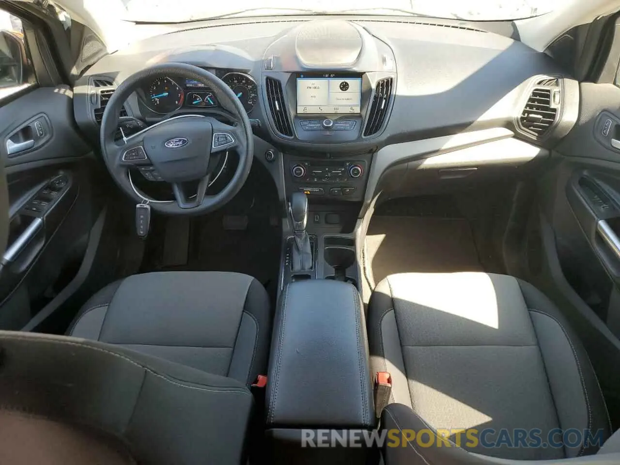 8 Photograph of a damaged car 1FMCU9GD5KUA12599 FORD ESCAPE 2019