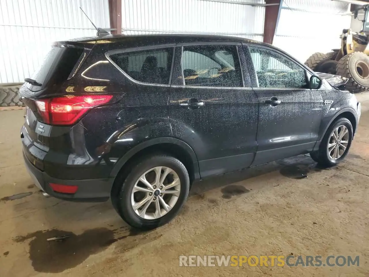 3 Photograph of a damaged car 1FMCU9GD5KUA14191 FORD ESCAPE 2019