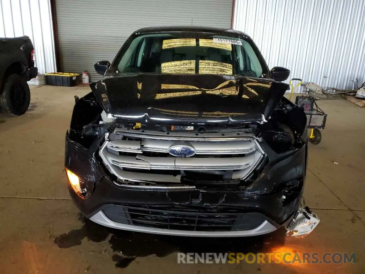 5 Photograph of a damaged car 1FMCU9GD5KUA14191 FORD ESCAPE 2019