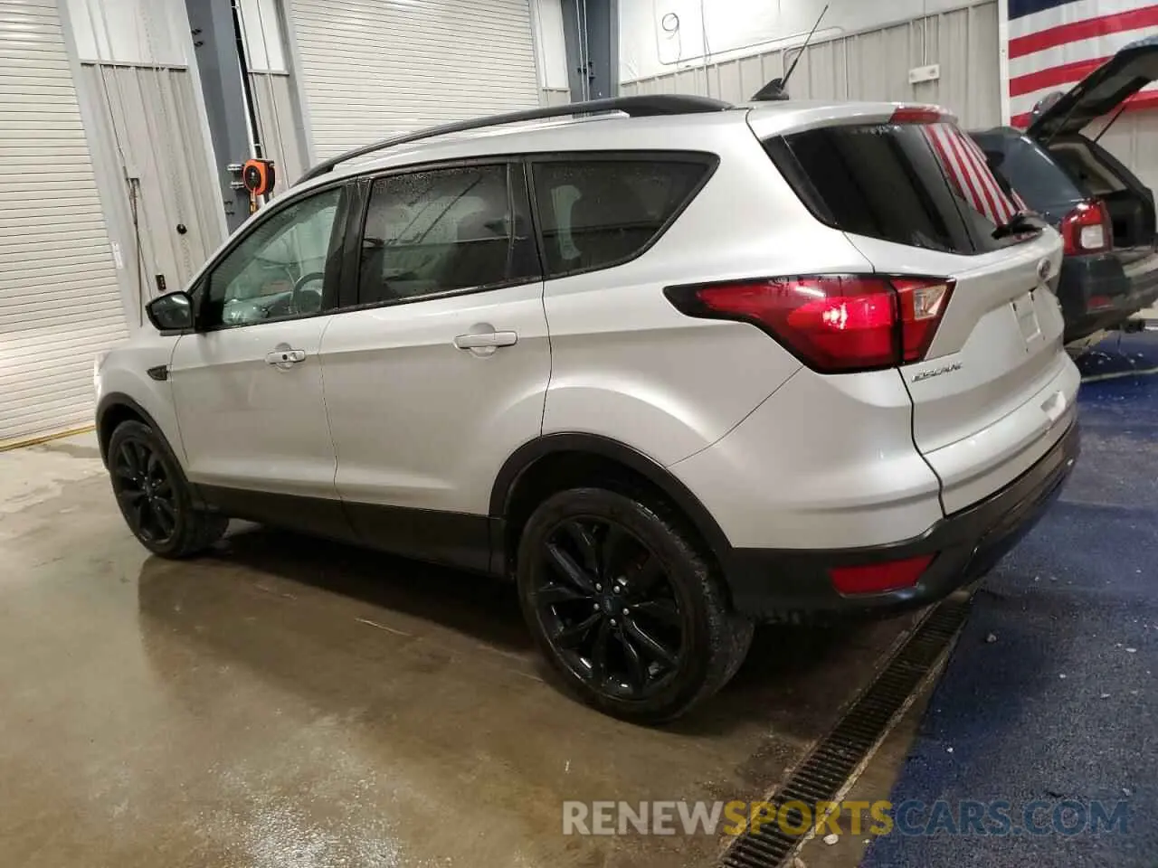 2 Photograph of a damaged car 1FMCU9GD5KUA21450 FORD ESCAPE 2019