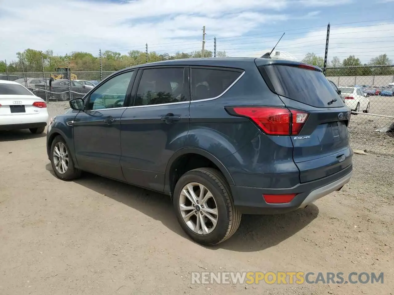 2 Photograph of a damaged car 1FMCU9GD5KUA65075 FORD ESCAPE 2019
