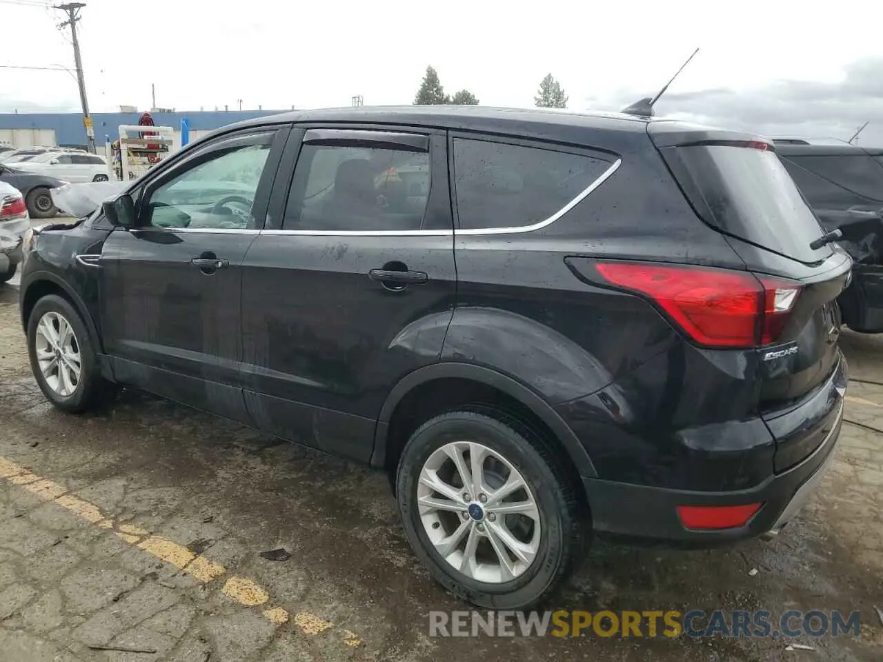 2 Photograph of a damaged car 1FMCU9GD5KUA97279 FORD ESCAPE 2019