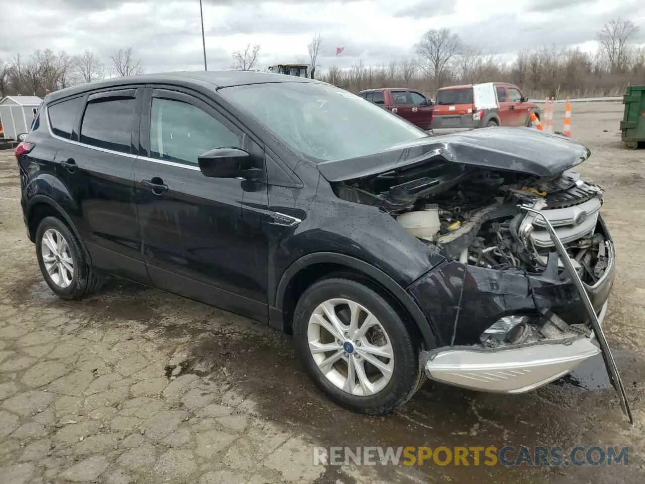4 Photograph of a damaged car 1FMCU9GD5KUA97279 FORD ESCAPE 2019