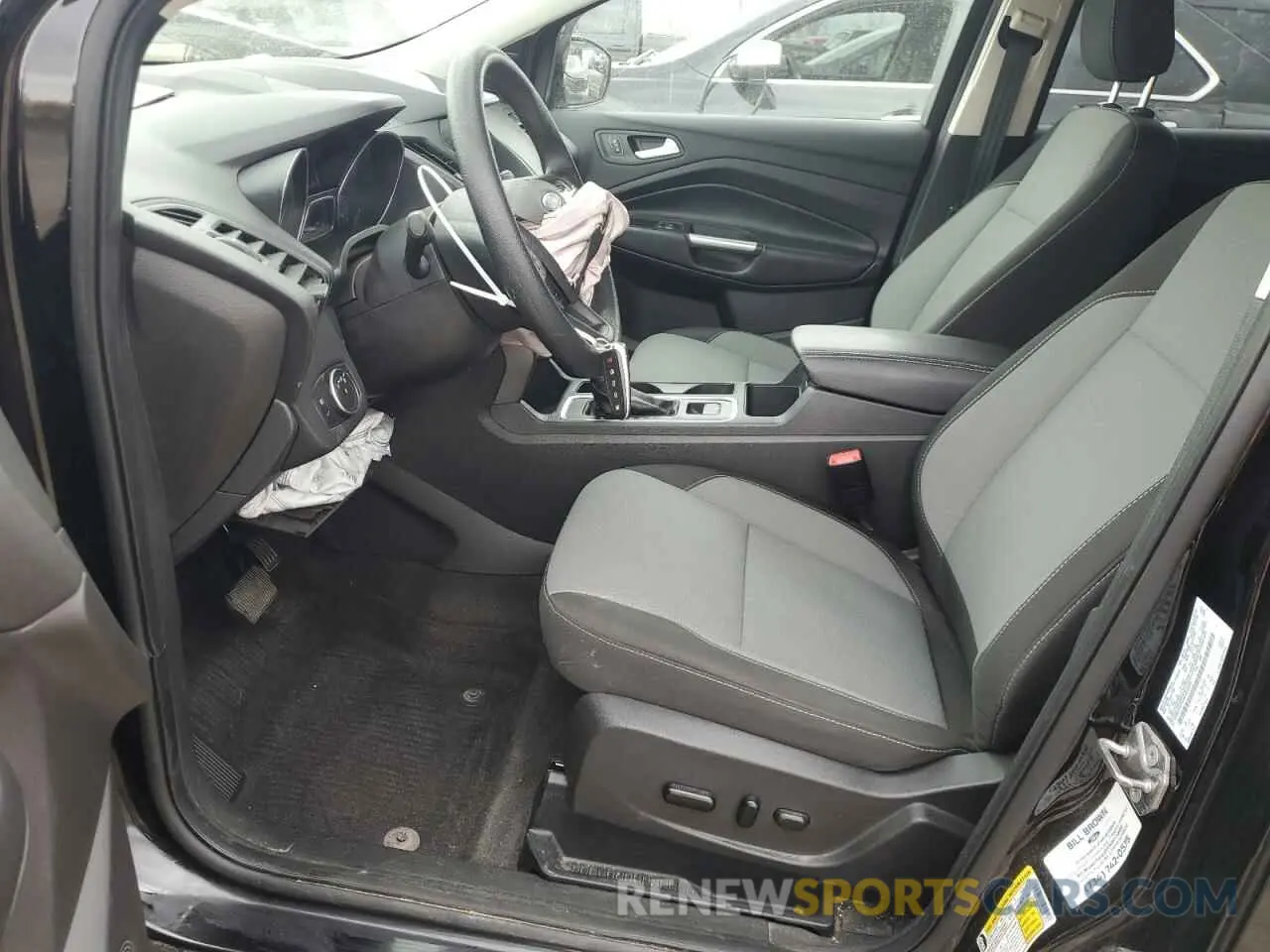 7 Photograph of a damaged car 1FMCU9GD5KUA97279 FORD ESCAPE 2019