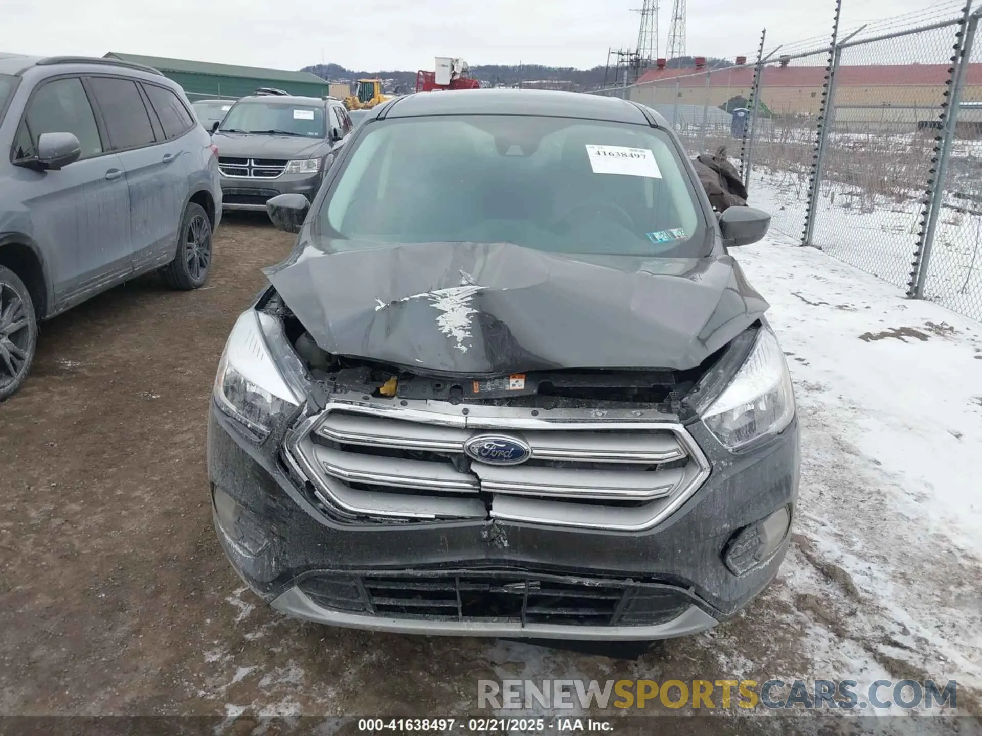 6 Photograph of a damaged car 1FMCU9GD5KUB38428 FORD ESCAPE 2019