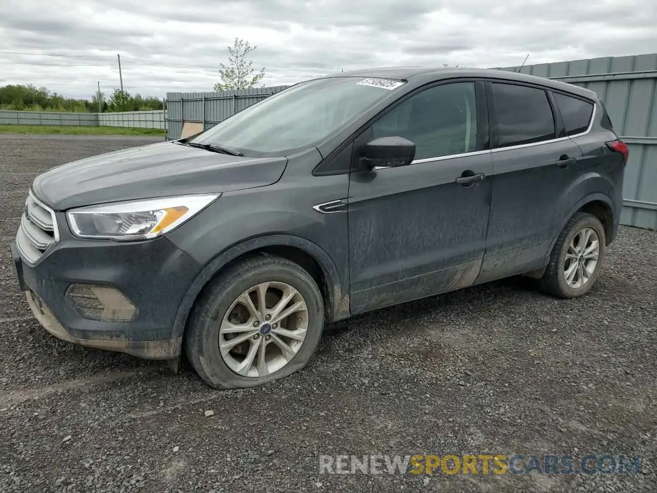 1 Photograph of a damaged car 1FMCU9GD5KUB67461 FORD ESCAPE 2019