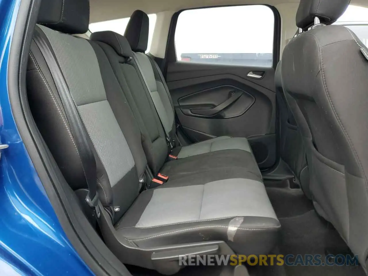 11 Photograph of a damaged car 1FMCU9GD5KUB78542 FORD ESCAPE 2019