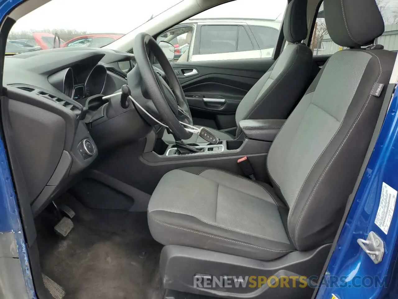 7 Photograph of a damaged car 1FMCU9GD5KUB78542 FORD ESCAPE 2019